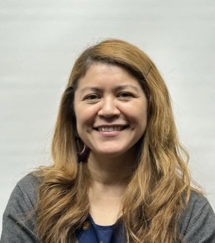 Claudia Ventura, Office Management